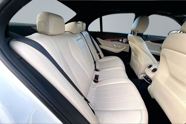 2018 Mercedes-Benz E-Class  - 23001914 - 13