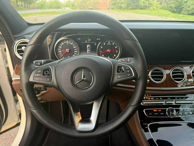 2018 Mercedes-Benz E-Class 4MATIC/Blind Spot Monitor/Burmester Premium Audio/AMG Sport Pkg - 23011952 - 15