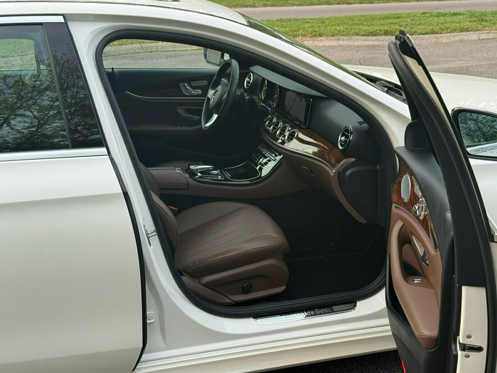 2018 Mercedes-Benz E-Class 4MATIC/Blind Spot Monitor/Burmester Premium Audio/AMG Sport Pkg - 23011952 - 24