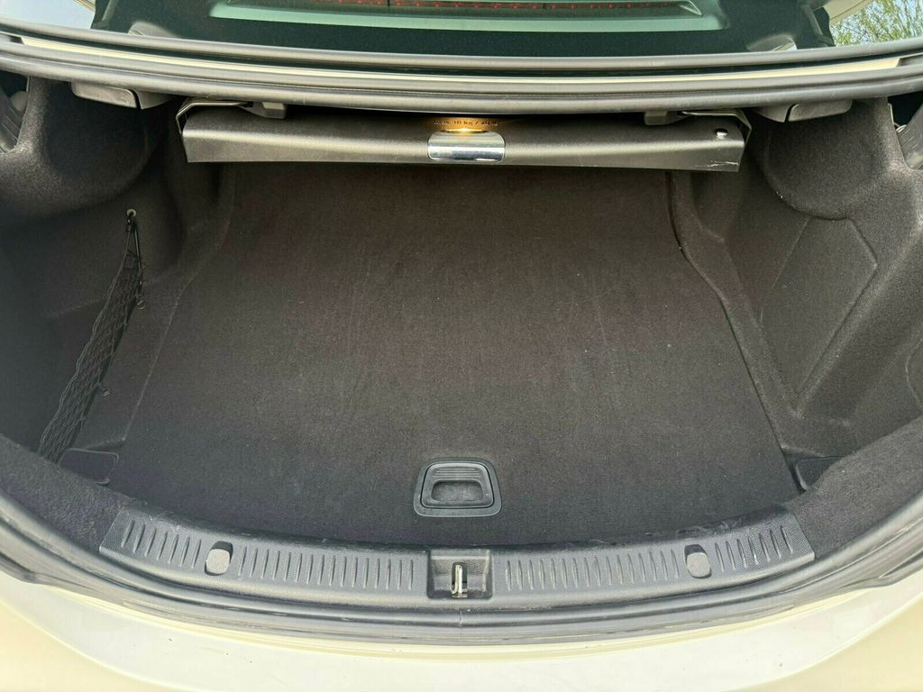2018 Mercedes-Benz E-Class 4MATIC/Blind Spot Monitor/Burmester Premium Audio/AMG Sport Pkg - 23011952 - 36