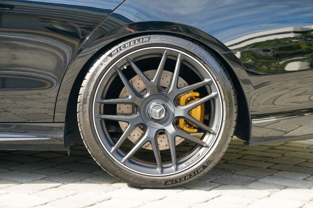 2018 Mercedes-Benz E-Class AMG E 63 S 4MATIC Sedan - 22937832 - 15