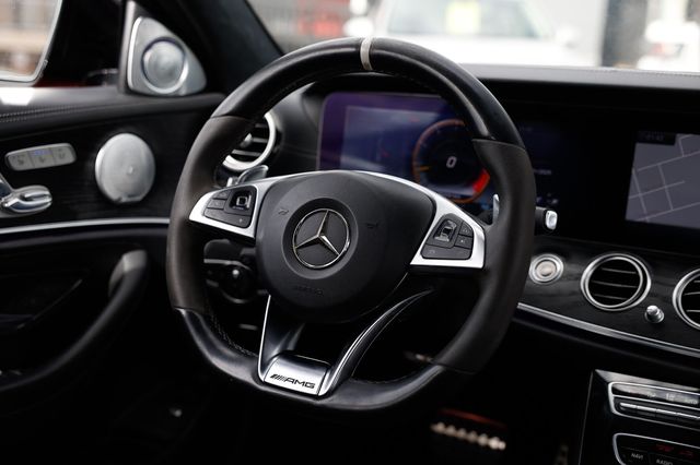 2018 Mercedes-Benz E-Class AMG E 63 S 4MATIC Sedan - 22952816 - 35