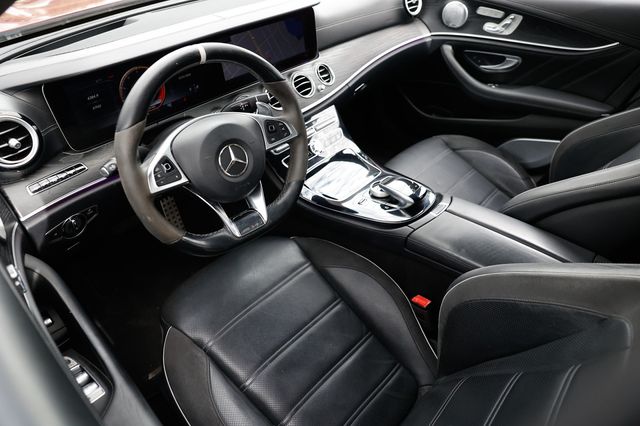 2018 Mercedes-Benz E-Class AMG E 63 S 4MATIC Sedan - 22952816 - 5