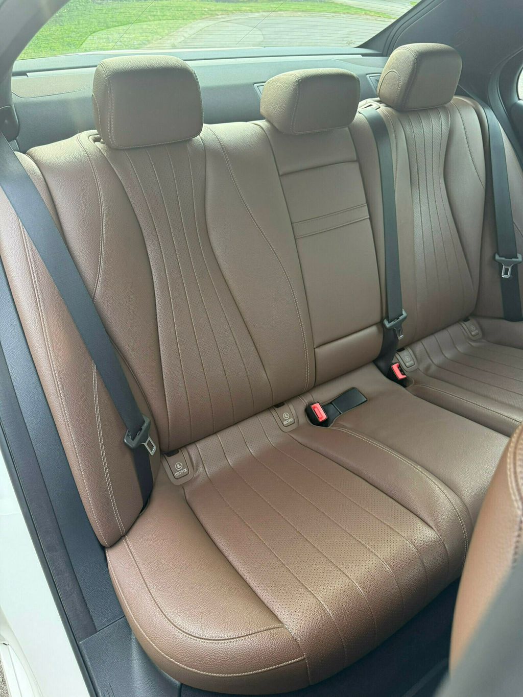 2018 Mercedes-Benz E-Class Designo Diamond White, Burmeister Surround Sound, AMG Wheels - 23011952 - 29