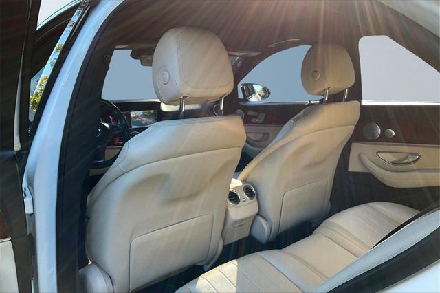 2018 Mercedes-Benz E-Class E 300 - 22930117 - 17