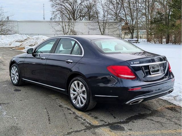 2018 Mercedes-Benz E-Class E300 4MATIC - 22976355 - 7