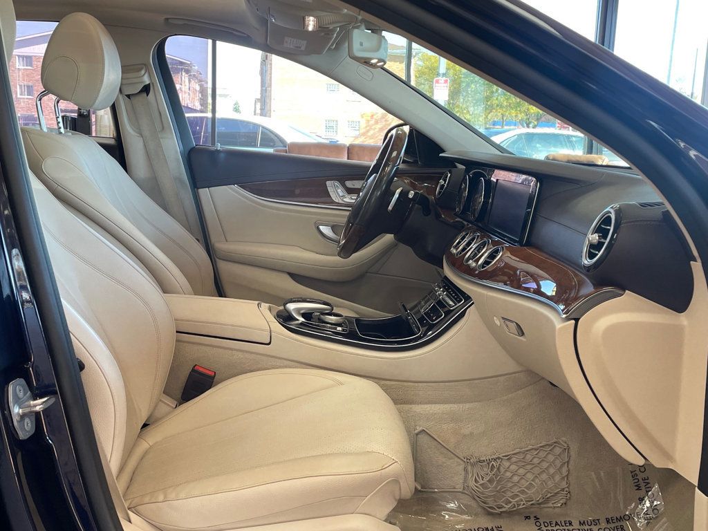 2018 Mercedes-Benz E-Class E 300 4MATIC Sedan - 23099070 - 19