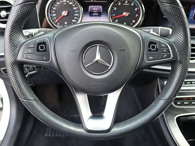 2018 Mercedes-Benz E-Class E 300 4MATIC Sedan - 22855559 - 11