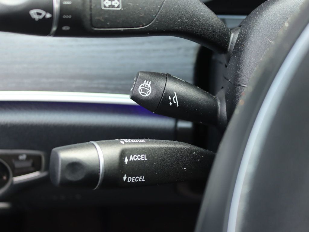 2018 Mercedes-Benz E-Class E 300 4MATIC Sedan - 22855559 - 12