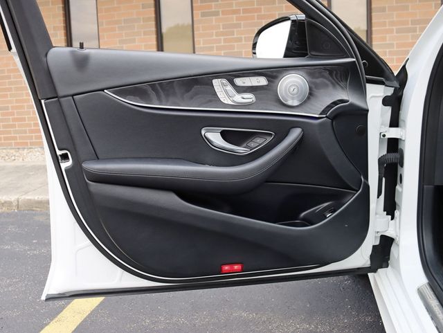 2018 Mercedes-Benz E-Class E 300 4MATIC Sedan - 22855559 - 27