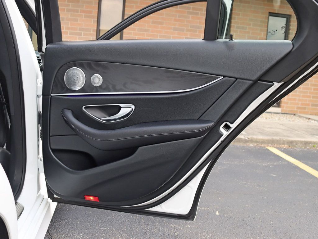 2018 Mercedes-Benz E-Class E 300 4MATIC Sedan - 22855559 - 31