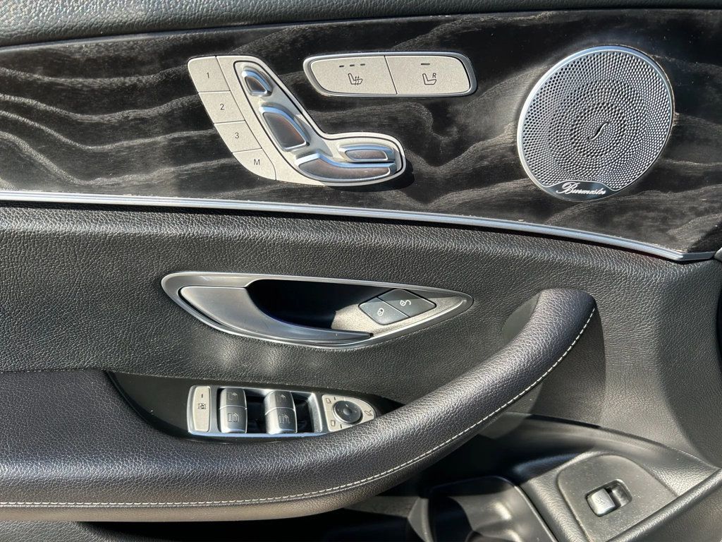 2018 Mercedes-Benz E-Class E 300 4MATIC Sedan 4D - 22978506 - 11
