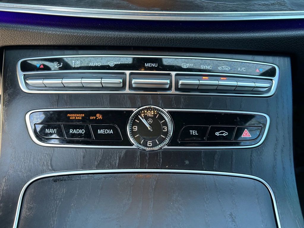 2018 Mercedes-Benz E-Class E 300 4MATIC Sedan 4D - 22978506 - 16