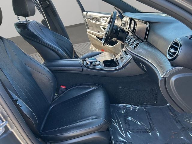 2018 Mercedes-Benz E-Class E 300 4MATIC Sedan 4D - 22978506 - 19