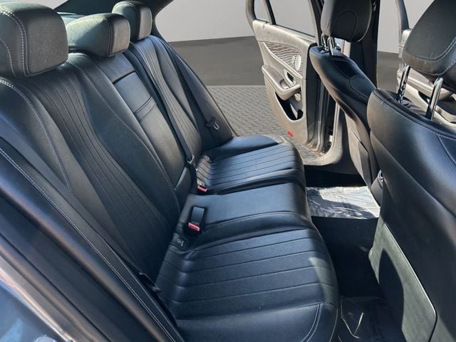 2018 Mercedes-Benz E-Class E 300 4MATIC Sedan 4D - 22978506 - 22