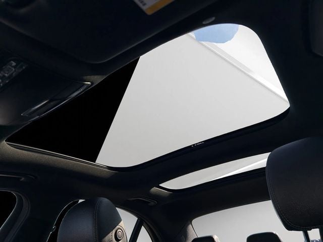 2018 Mercedes-Benz E-Class E 300 4MATIC Sedan 4D - 22978506 - 23