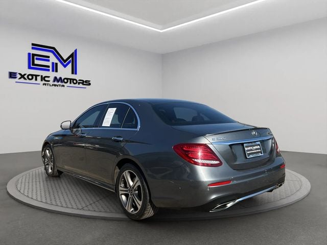 2018 Mercedes-Benz E-Class E 300 4MATIC Sedan 4D - 22978506 - 2