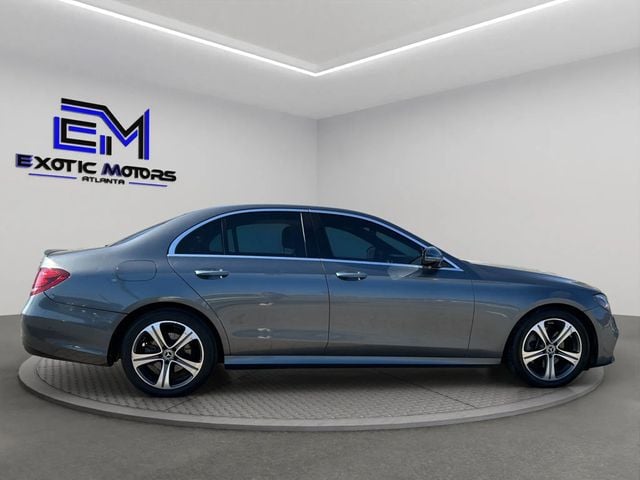 2018 Mercedes-Benz E-Class E 300 4MATIC Sedan 4D - 22978506 - 5
