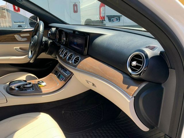 2018 Mercedes-Benz E-Class E 300 RWD Sedan AMG Pkg Pano Roof - 23024992 - 22