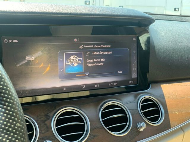 2018 Mercedes-Benz E-Class E 300 RWD Sedan AMG Pkg Pano Roof - 23024992 - 40