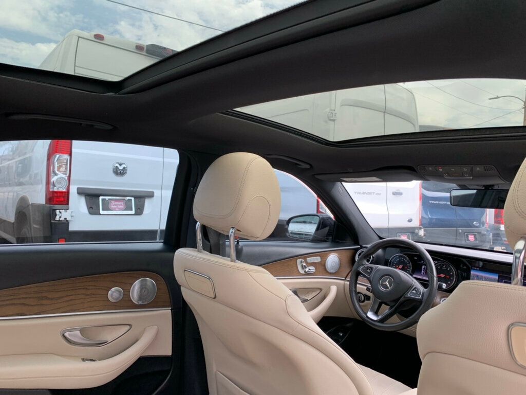 2018 Mercedes-Benz E-Class E 300 RWD Sedan AMG Pkg Pano Roof Heads up display - 23062928 - 35