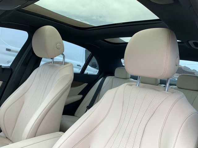 2018 Mercedes-Benz E-Class E 300 RWD Sedan AMG Pkg Pano Roof Heads up display - 23062928 - 3