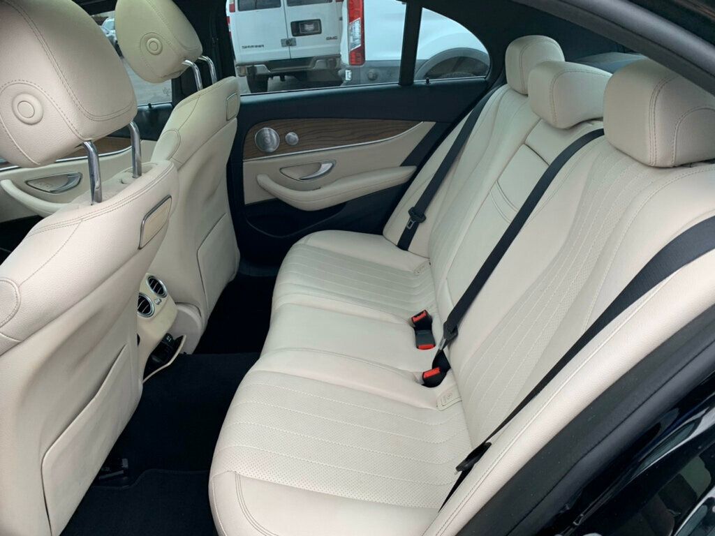 2018 Mercedes-Benz E-Class E 300 RWD Sedan AMG Pkg Pano Roof Heads up display - 23062928 - 39