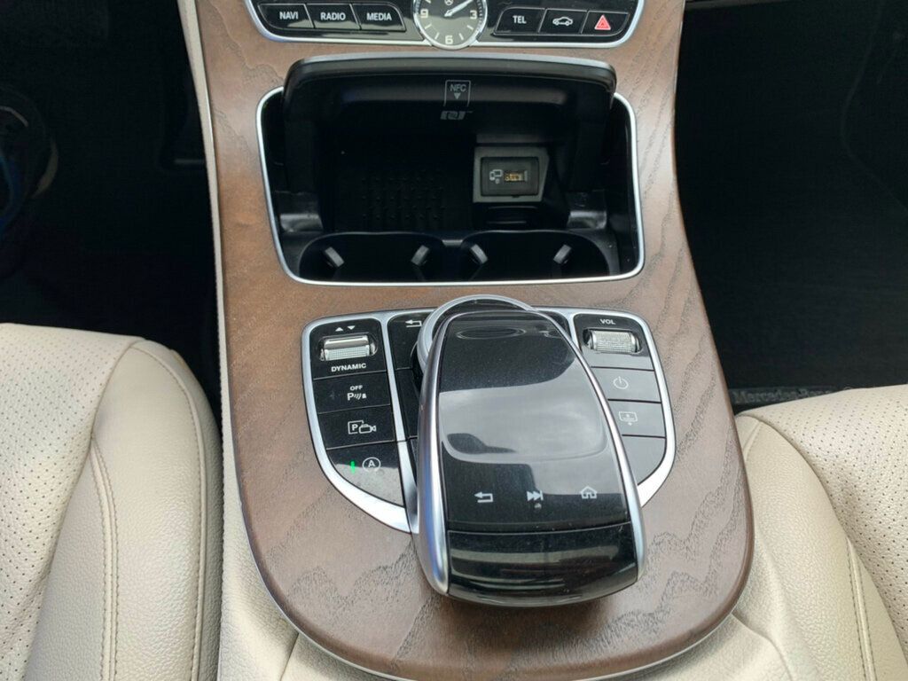 2018 Mercedes-Benz E-Class E 300 RWD Sedan AMG Pkg Pano Roof Heads up display - 23062928 - 44