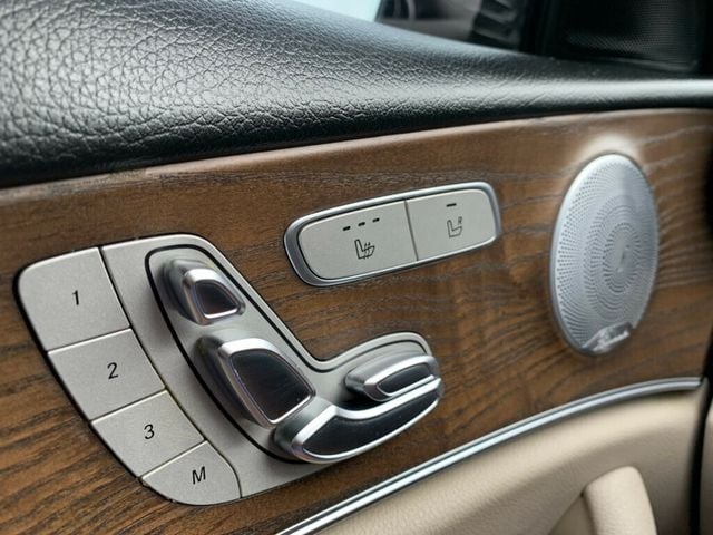 2018 Mercedes-Benz E-Class E 300 RWD Sedan AMG Pkg Pano Roof Heads up display - 23062928 - 48