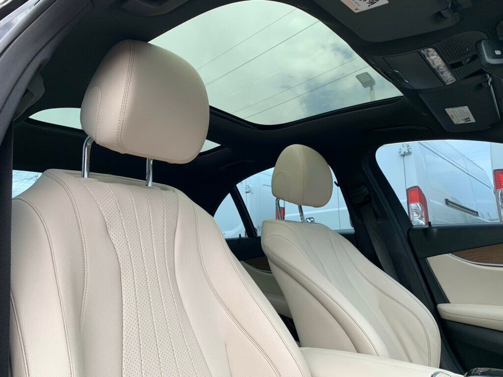 2018 Mercedes-Benz E-Class E 300 RWD Sedan AMG Pkg Pano Roof Heads up display - 23062928 - 6