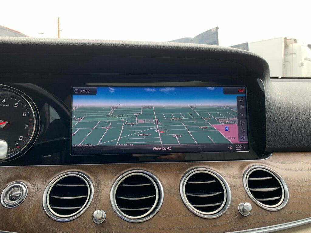 2018 Mercedes-Benz E-Class E 300 RWD Sedan AMG Pkg Pano Roof Heads up display - 23062928 - 7