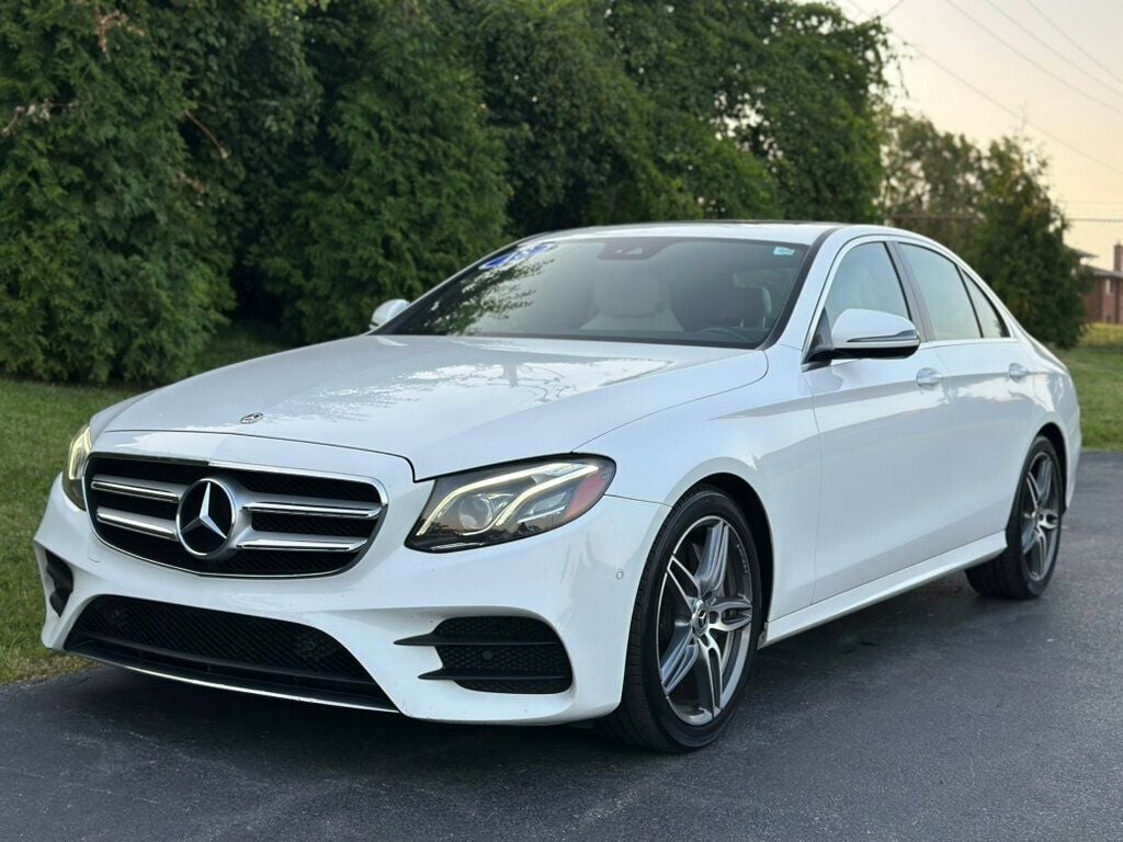 2018 Mercedes Benz E 400 4MATIC Sedan photo 3