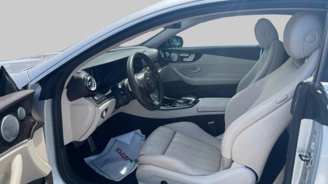 2018 Mercedes-Benz E-Class E 400 RWD Coupe - 23051467 - 19