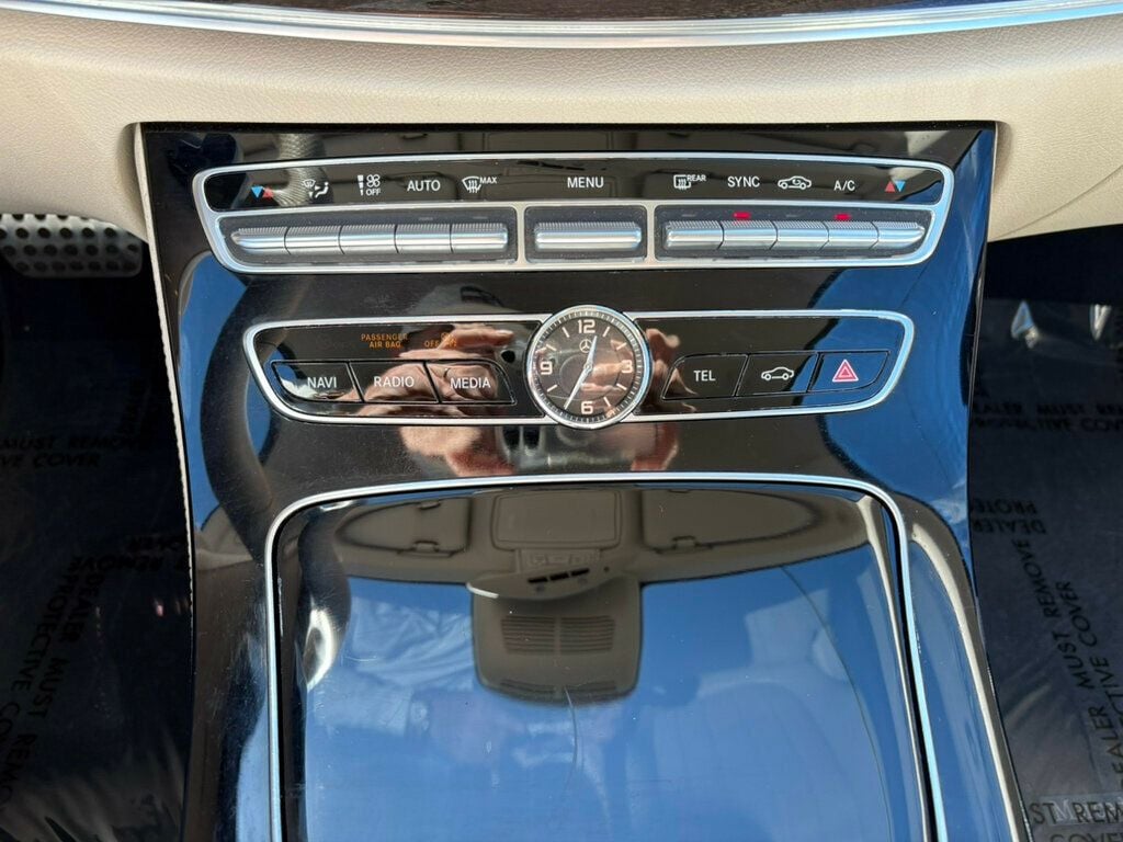 2018 Mercedes-Benz E-Class Local Trade/4MATIC/Heated&Cooled Seats/Premium 2 Pkg/Blind Spot - 22933510 - 29