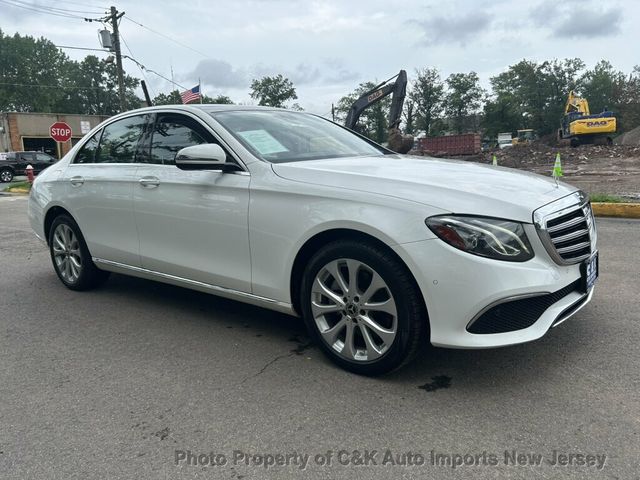 2018 Mercedes-Benz E-Class PANO ROOF!! LUXURY PKG!! HTD SEATS!! HTD STEERING WHEEL!! - 23055634 - 6
