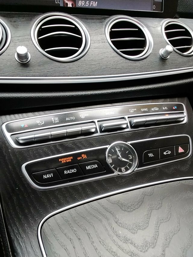 2018 Mercedes-Benz E-Class SPORT PACKAGE - 23091412 - 24