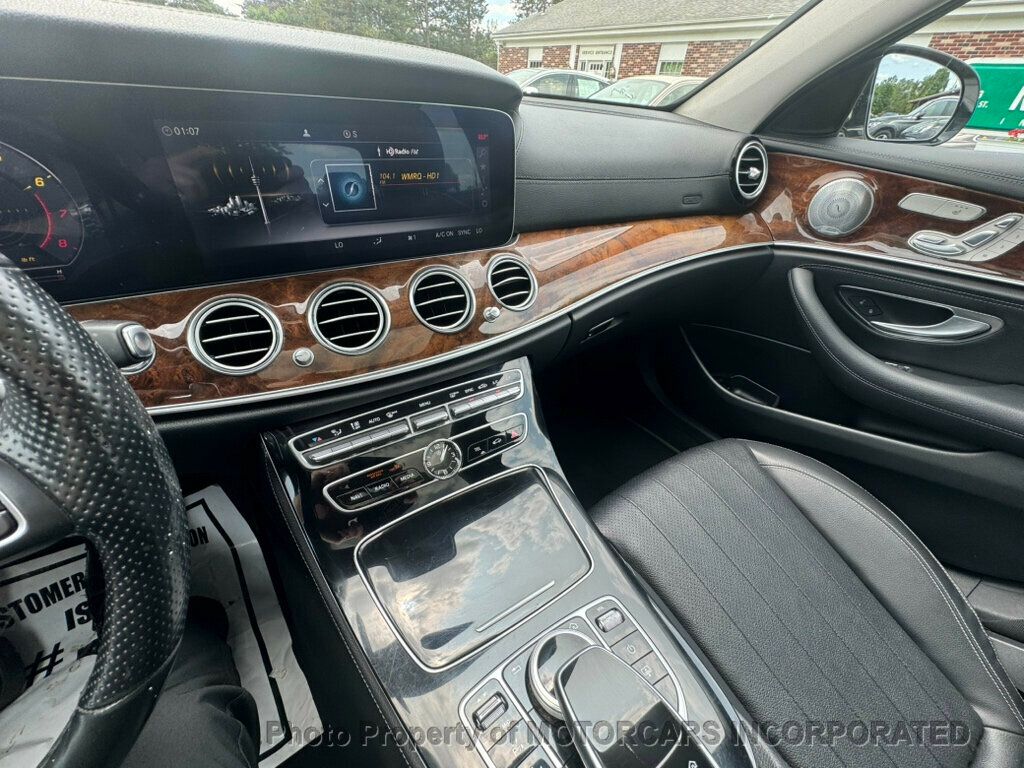 2018 Mercedes Benz E 300 4MATIC Sedan photo 15