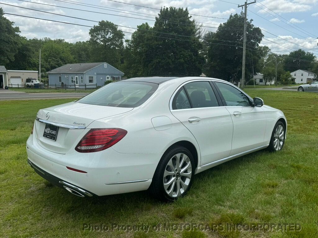 2018 Mercedes Benz E 300 4MATIC Sedan photo 6