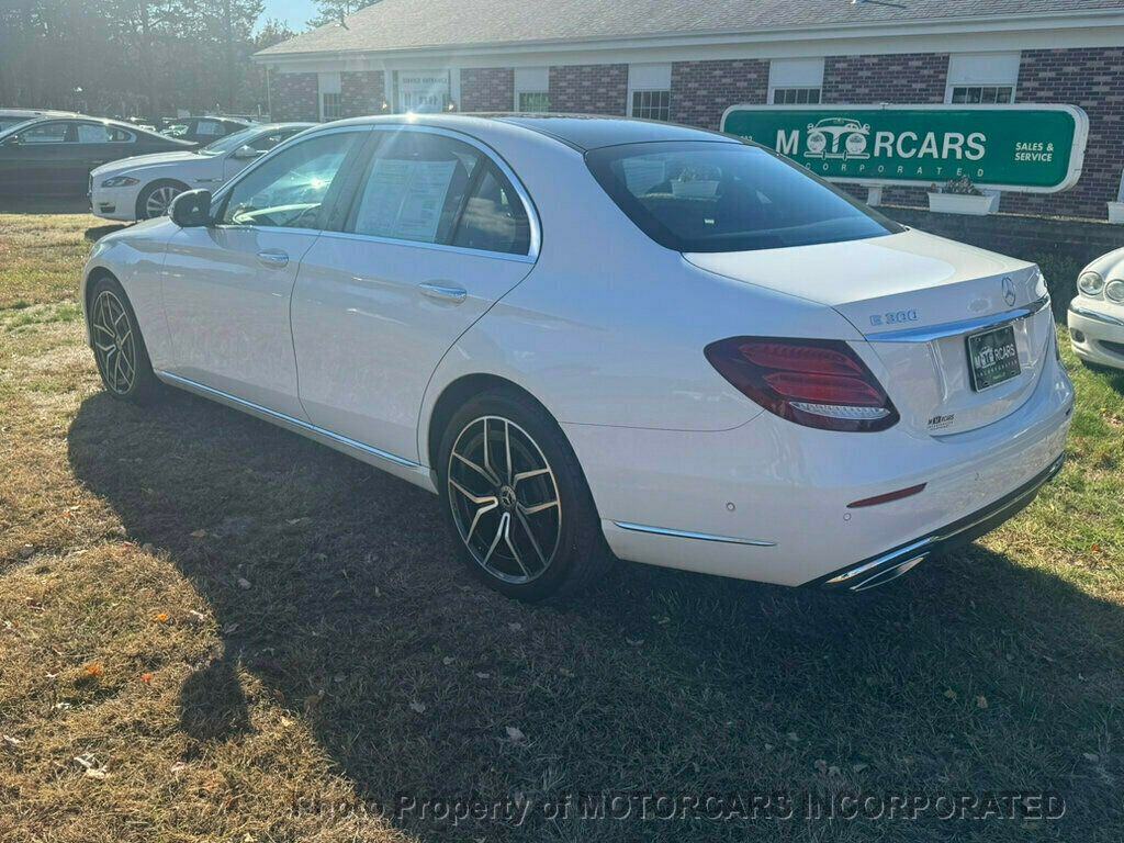 2018 Mercedes-Benz E-Class SUCH A NICE SUPER PLEASURABLE CAR TO DRIVE! NEWER AMG SPORT RIMS - 22861468 - 4