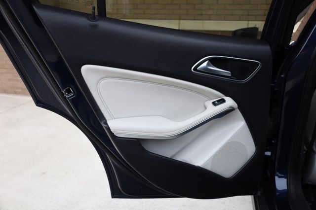 2018 Mercedes-Benz GLA GLA 250 - 23022805 - 16