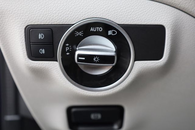 2018 Mercedes-Benz GLA GLA 250 - 23022805 - 34