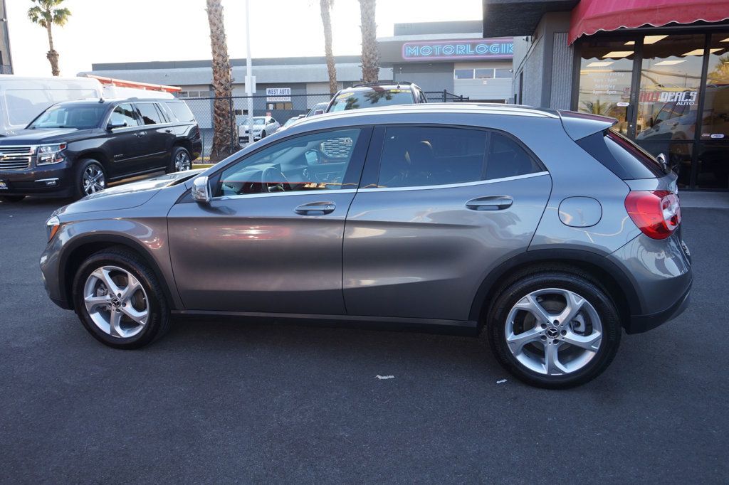 2018 Mercedes Benz GLA 250 4MATIC photo 2