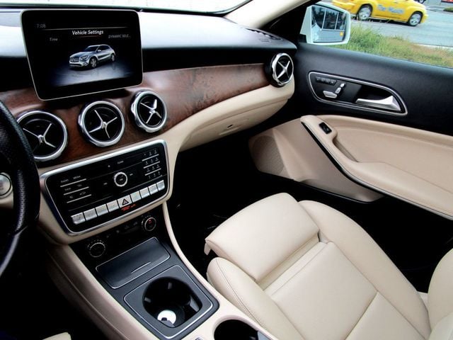 2018 Mercedes-Benz GLA GLA 250 4MATIC SUV - 23081936 - 22