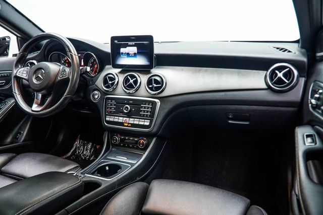 2018 Mercedes-Benz GLA GLA 250 4MATIC SUV - 23081898 - 19