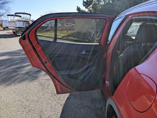 2018 Mercedes-Benz GLA GLA 250 4MATIC SUV - 22963412 - 11