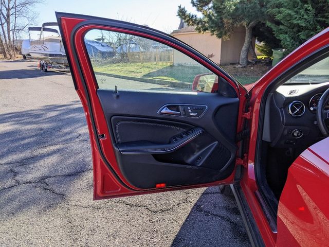 2018 Mercedes-Benz GLA GLA 250 4MATIC SUV - 22963412 - 12