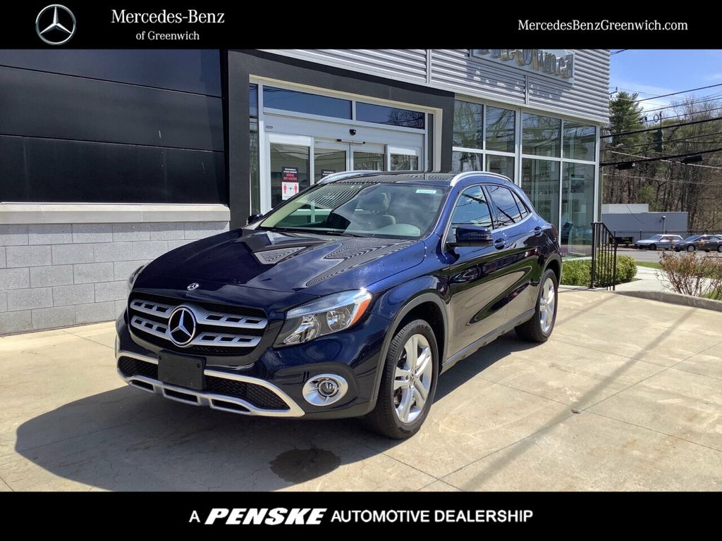 Certified 18 Mercedes Benz Gla Gla 250 4matic Suv For Sale Greenwich Ct Penskecars Com