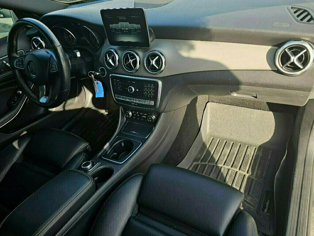 2018 Mercedes-Benz GLA GLA 250 4MATIC SUV - 22980379 - 9