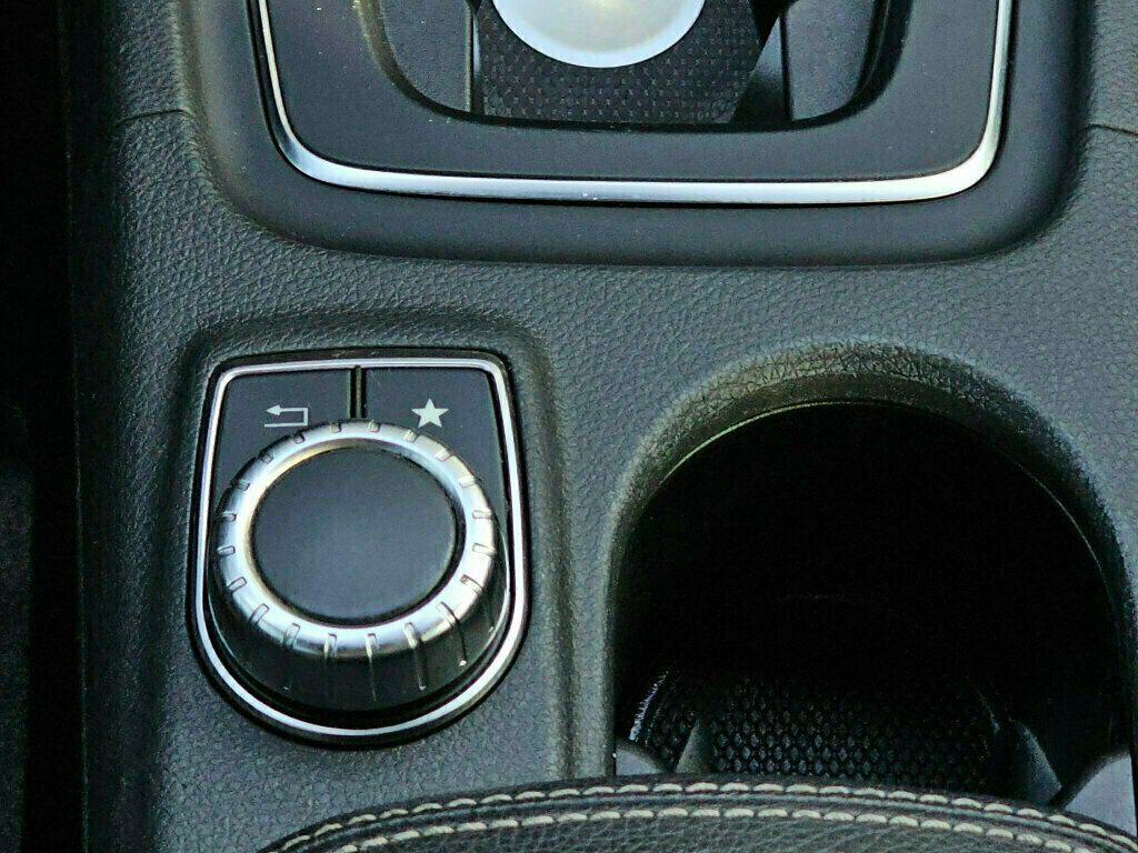 2018 Mercedes-Benz GLA GLA 250 4MATIC SUV - 22980379 - 25