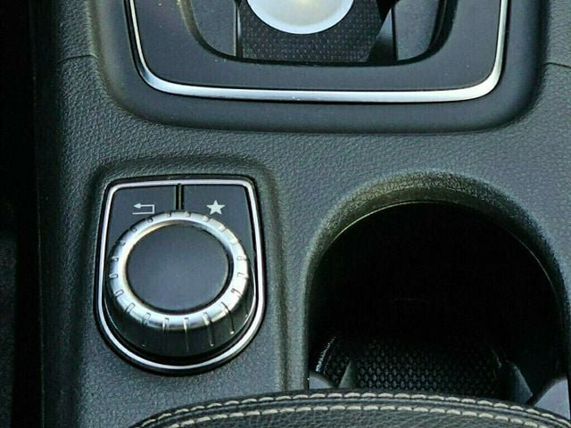 2018 Mercedes-Benz GLA GLA 250 4MATIC SUV - 22980379 - 25